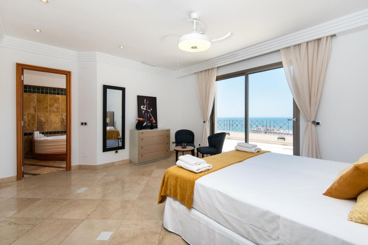 Ph Bellagio: Luxurious And Romantic Duplex Penthouse With Private Pool & Sea Views Benalmádena Kültér fotó