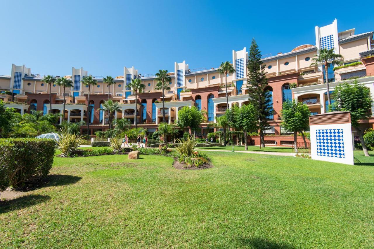 Ph Bellagio: Luxurious And Romantic Duplex Penthouse With Private Pool & Sea Views Benalmádena Kültér fotó
